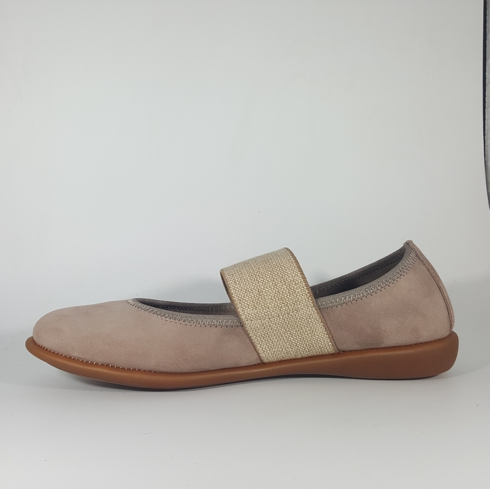 The Flexx Beige Nubuck Mary Jane w/ Elastic Strap - Picture 3 of 4